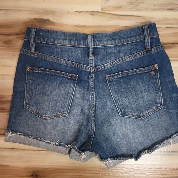 NWOT Madewell Distressed Shorts - Picture 9 of 13